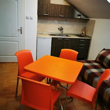 Park With Mountain View Balcony Апартаменты Сокобаня