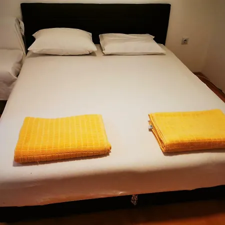 Park With Mountain View Balcony Апартаменты Сокобаня