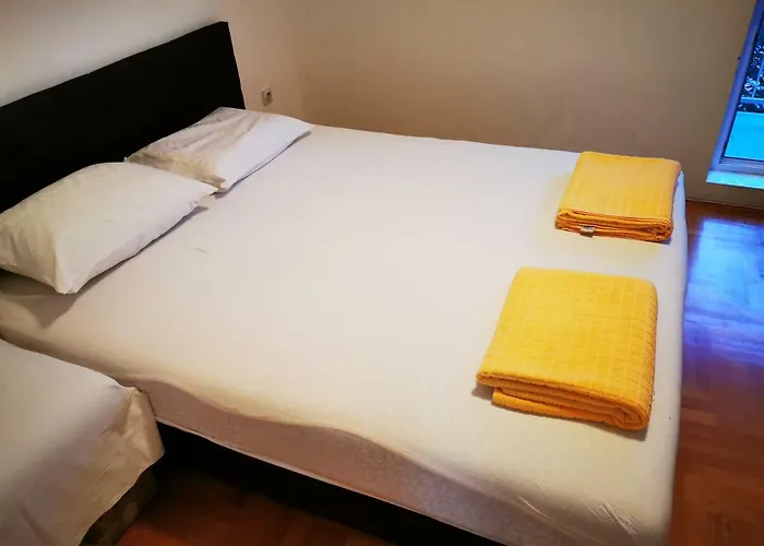 Park With Mountain View Balcony Appartement *