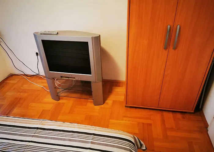 Park With Mountain View Balcony * Sokobanja